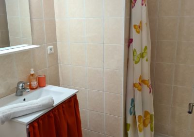 Salle de bain appartement 2-6 personnes